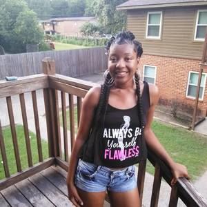 Meet your Posher, Carlena